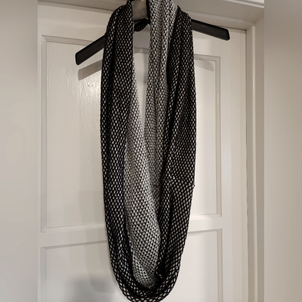 ECHO Black & White Sparkley Infinity Scarf